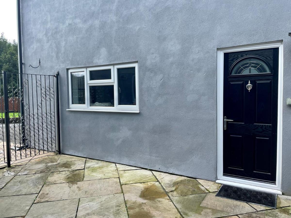 The Annex At Pantglas Farm Pontyclun Exterior foto